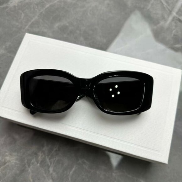 Celine Triomphe Black Sunglasses - Picture 1 of 6